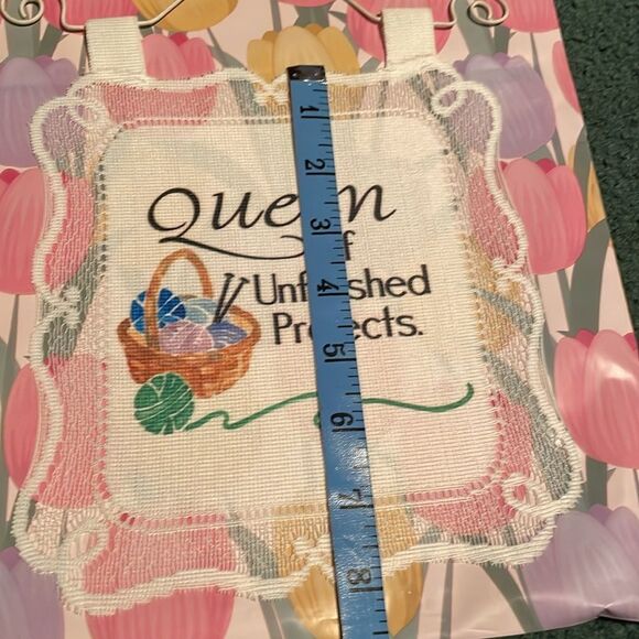 Queen of Unfinished Projects hanging cloth sign with lace border & white hanger - Picture 7 of 10